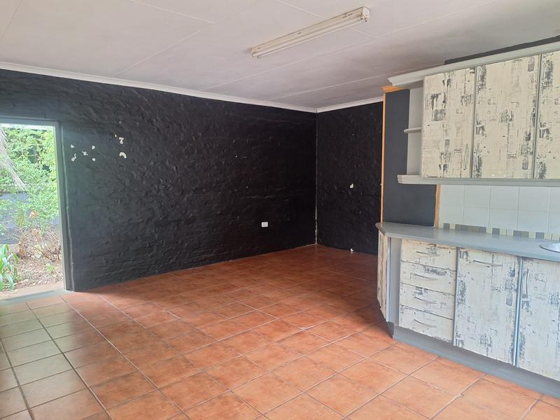 6 Bedroom Property for Sale in Stilfontein North West